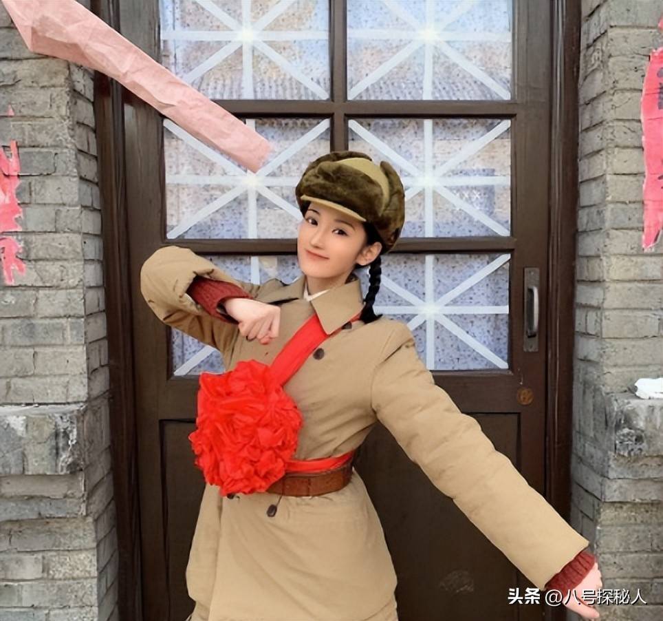 其实,当黄诗佳选择走上这条路,就已经把