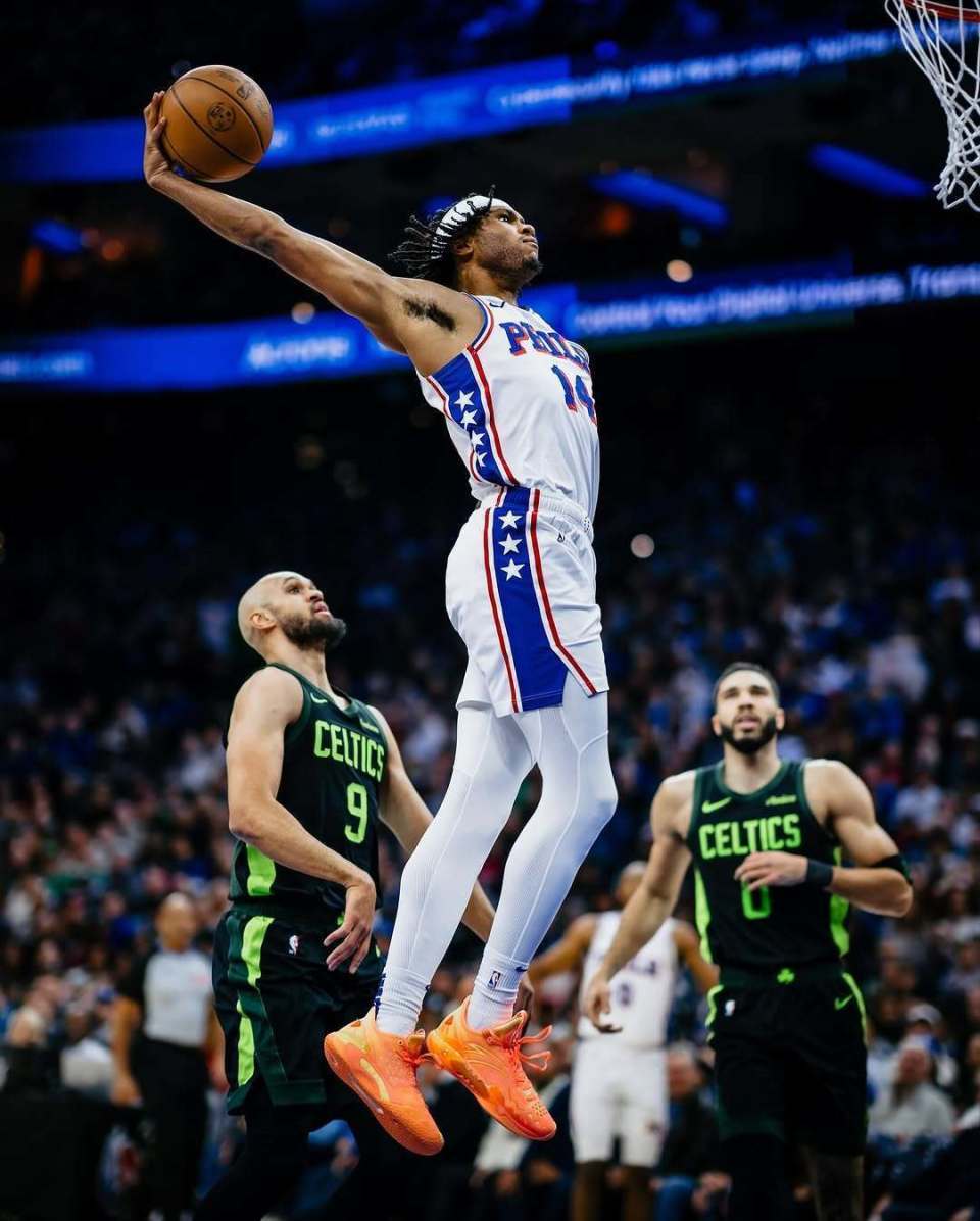 76人主场被逆转，凯尔特人3连胜背后的故事，NBA惊现大逆转：凯尔特人26分落后客场逆袭76人