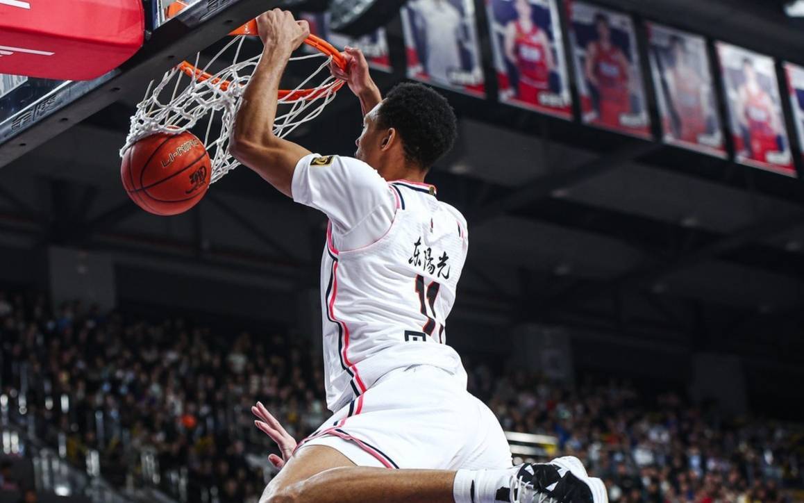 晚上20点！广东队引援曝新消息，朱芳雨摊牌，前NBA后卫驰援徐杰