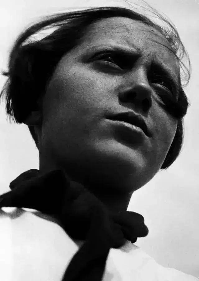 96.亚历山大·罗德琴科:少先队员,苏联,1930年97