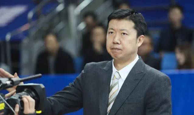 从亚洲首位进NBA到男篮内线教练：王治郅