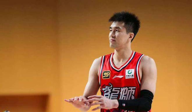 CBA昔日劲旅内乱，解约队内两大得分王，提前摆烂郭艾伦也要走人