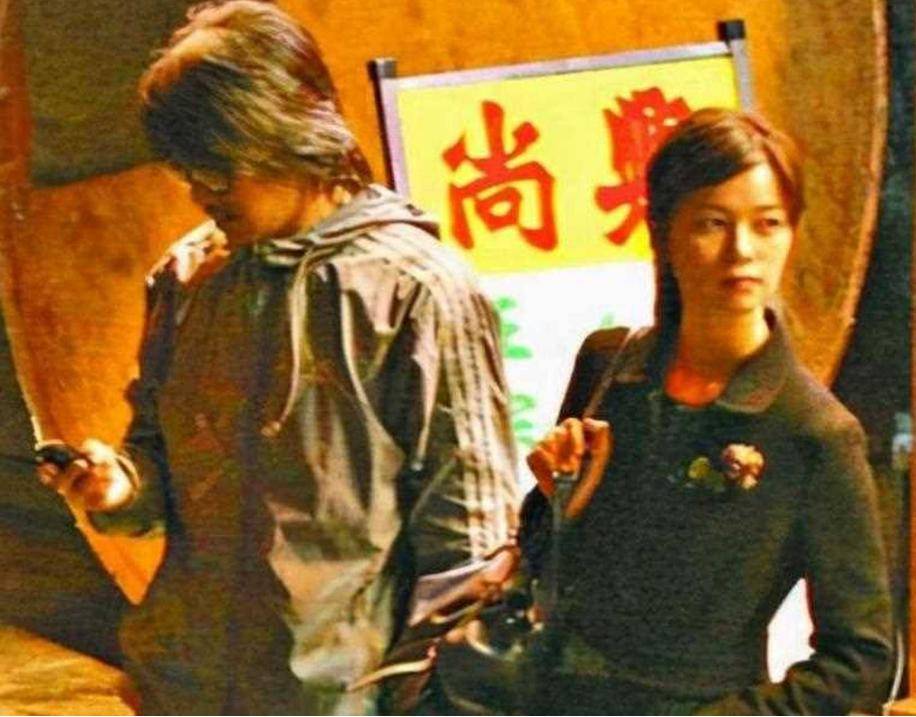 多位演员指控,导演郑某峰太龌龊,周星驰早撇清_于文凤_莫文蔚_朱茵