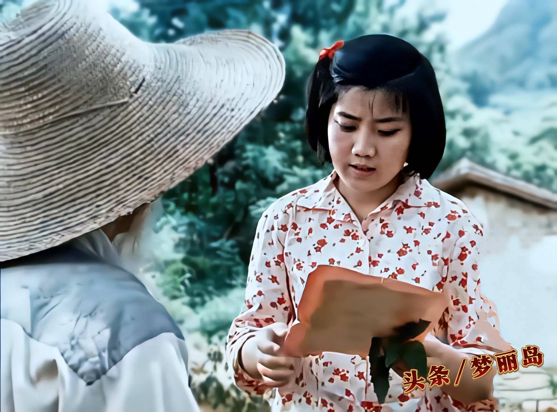 电影《春苗》 是李秀明真正的大银幕首秀.自然 纯朴 坚毅 被她演活了