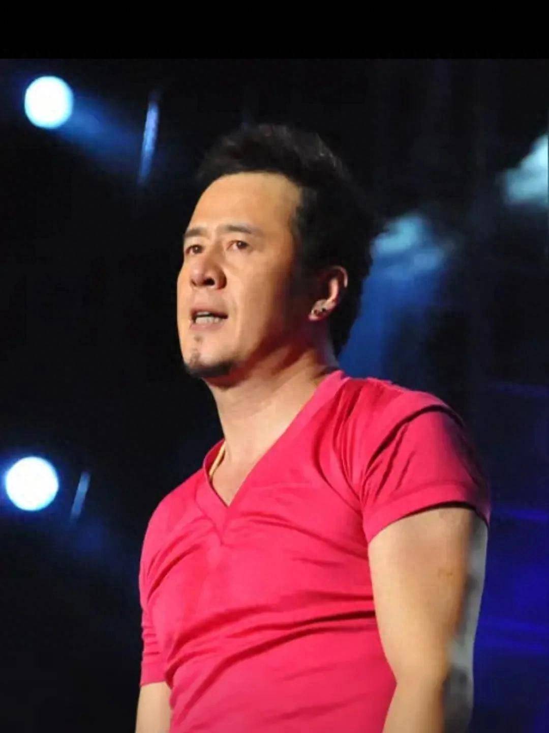 当红时嚣张至极现在却成了过街老鼠杨坤终于把自己玩成了笑话