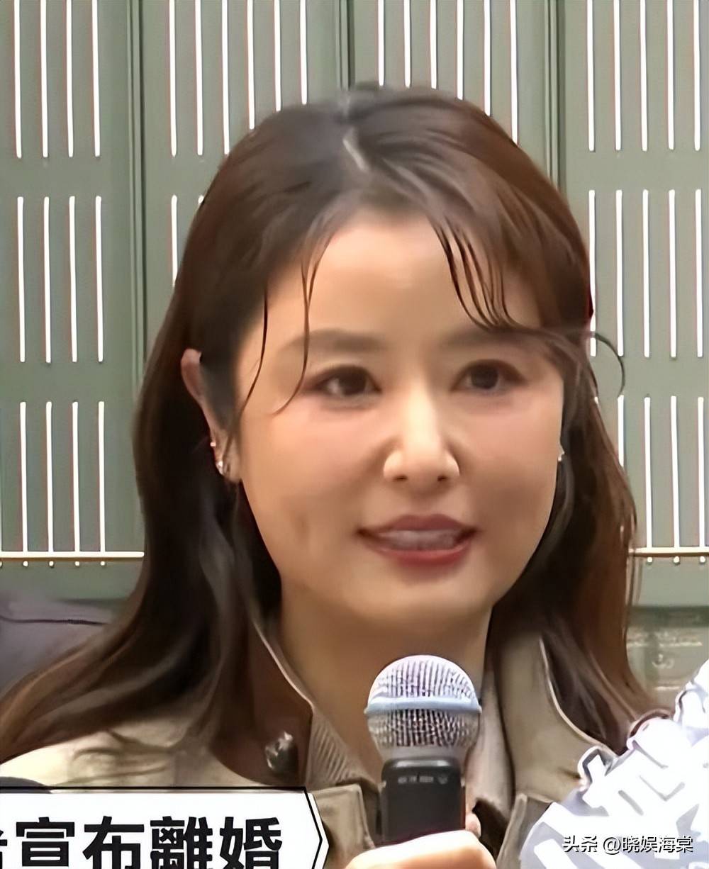 49岁林心如近照大变样!全脸馒化尽显老态,连小酒窝都看不见了