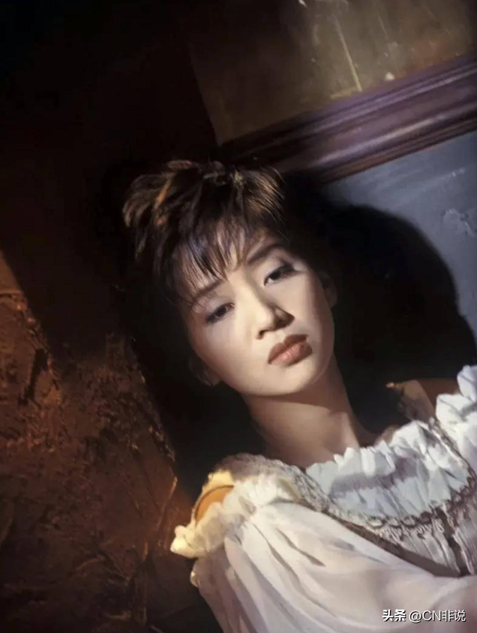 梅艳芳:768次掌声和一次转身,有些告别,本就千金不换