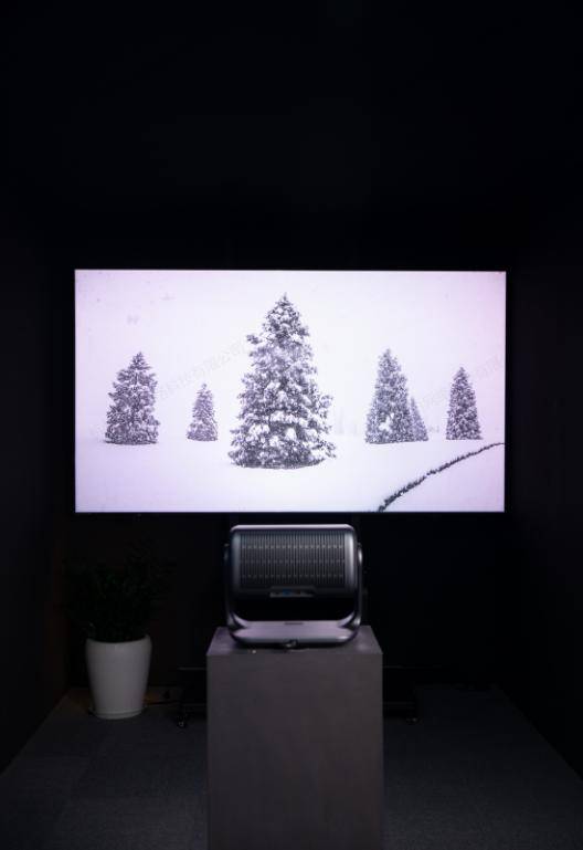 除了大疆Pocket3,2025三八女神节还有什么数码产品适合送女生?