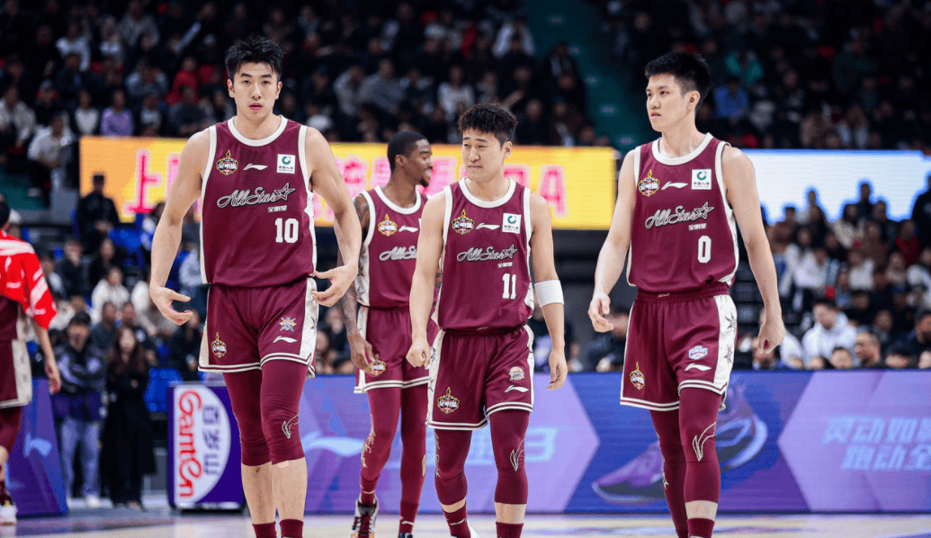 CBA这次真赢了NBA！扣篮大赛爽翻天：张镇麟劲敌击败美国扣篮王