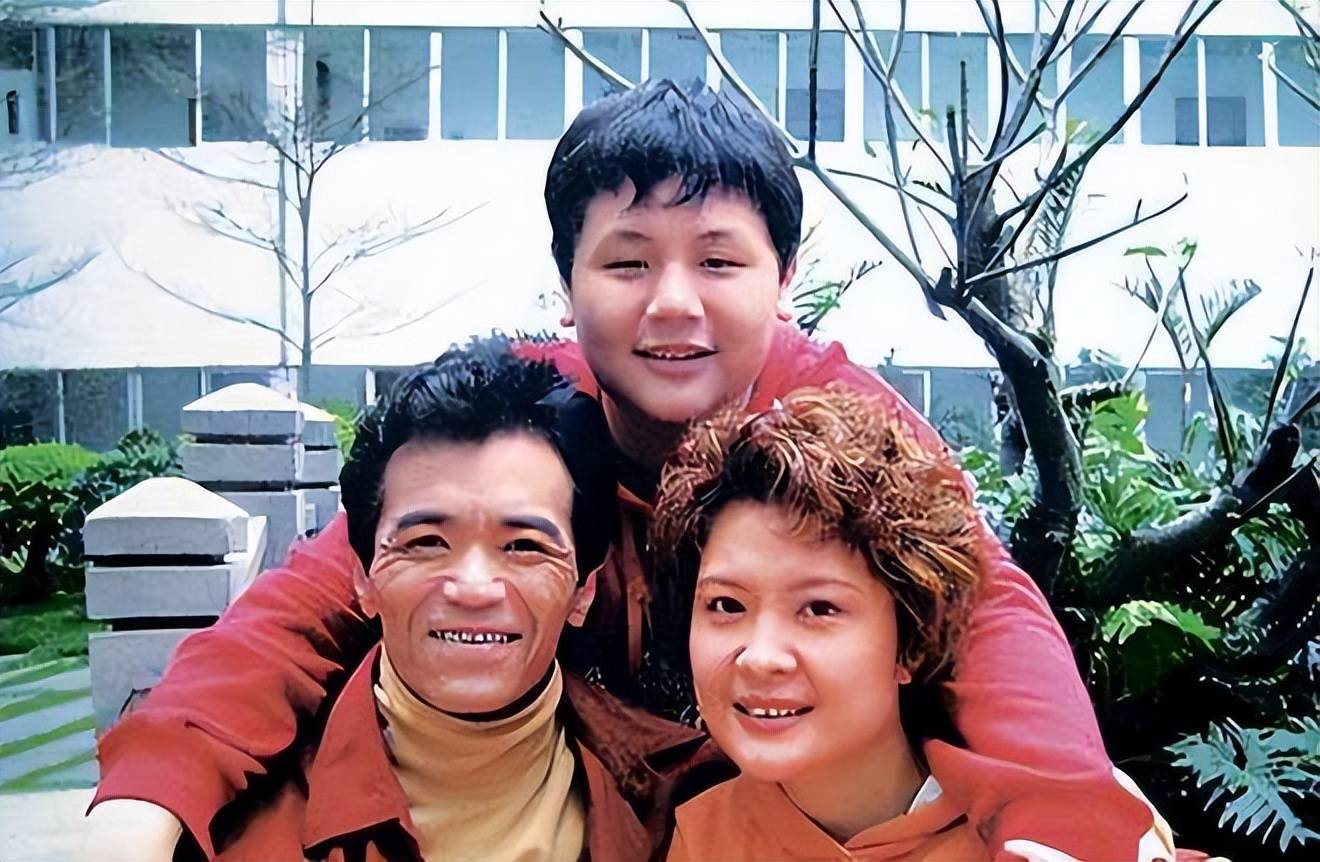 康祈宗郭昶去世17年,现女儿已出嫁,妻子潘结却立誓一生不改嫁