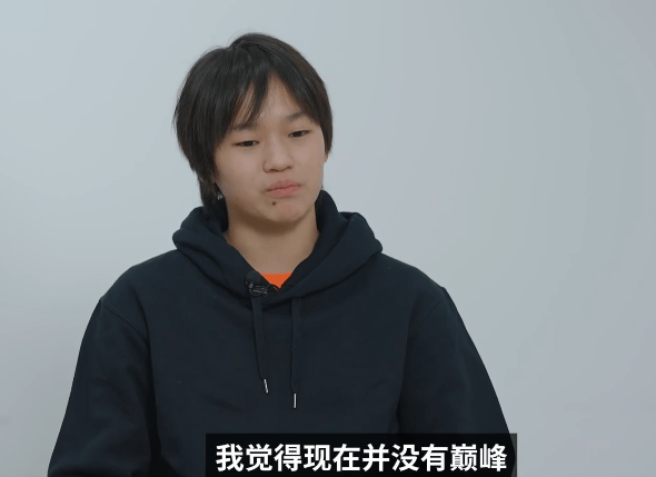 18岁全红婵回首奥运历程，背后故事令人动容