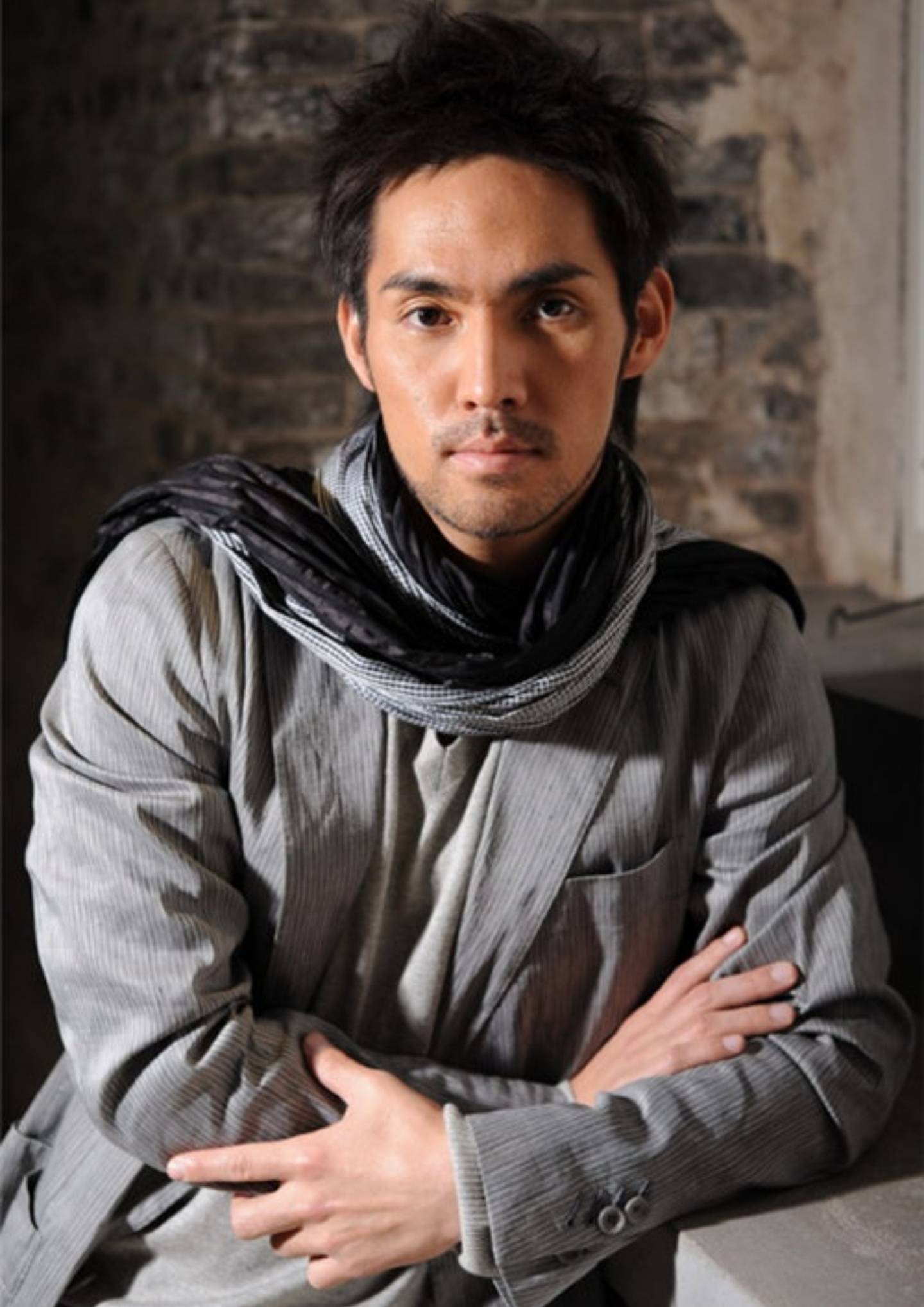 日娱丑闻爆发!44岁男歌手中孝介猥亵男性,20多岁被害人遭侵犯