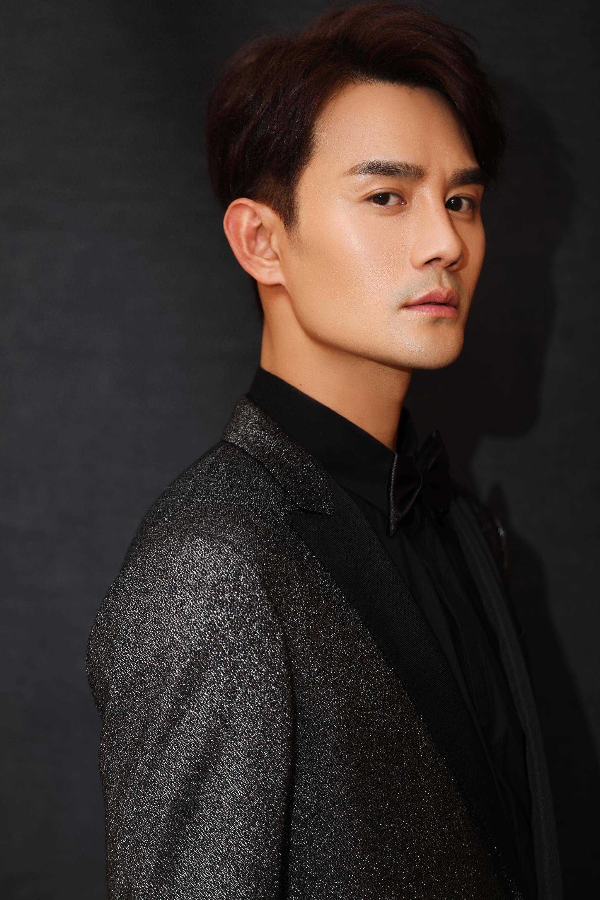 这一次,43岁王凯杀疯了,喜提新身份!网友:实至名归!