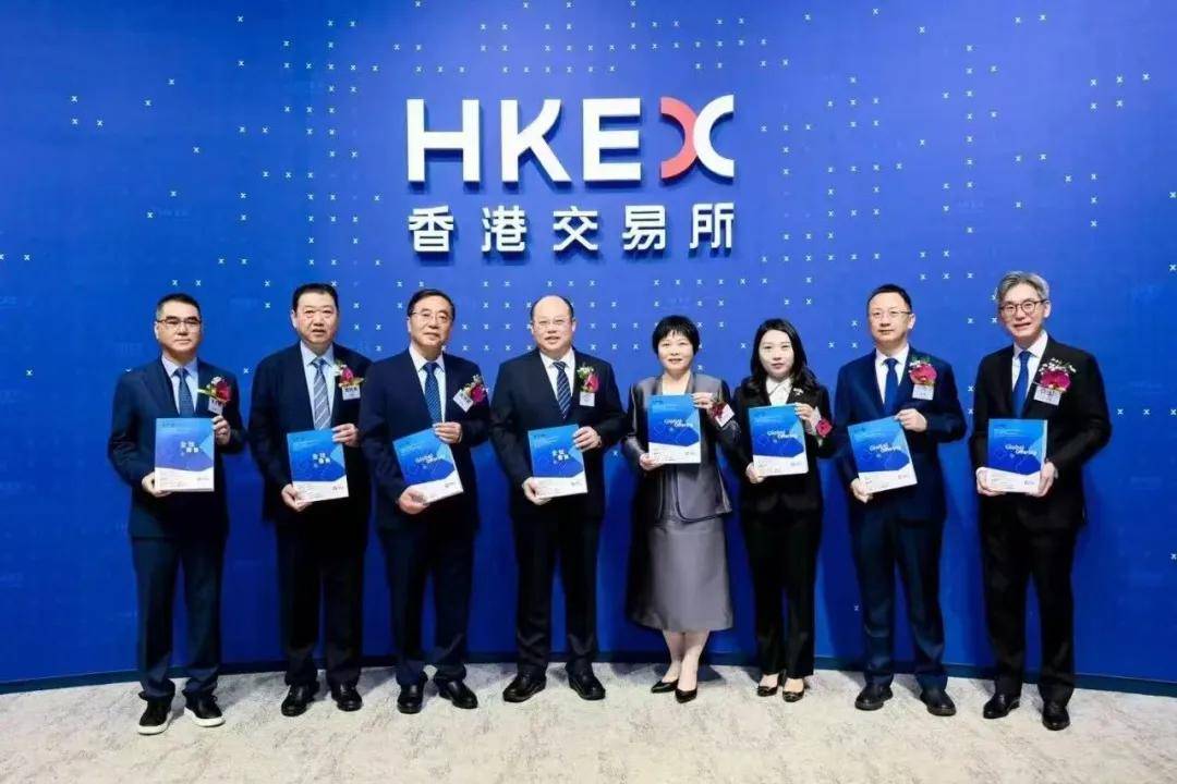 江苏宏信港股上市：市值5亿港元 年营收13.5亿，净利同比降15%