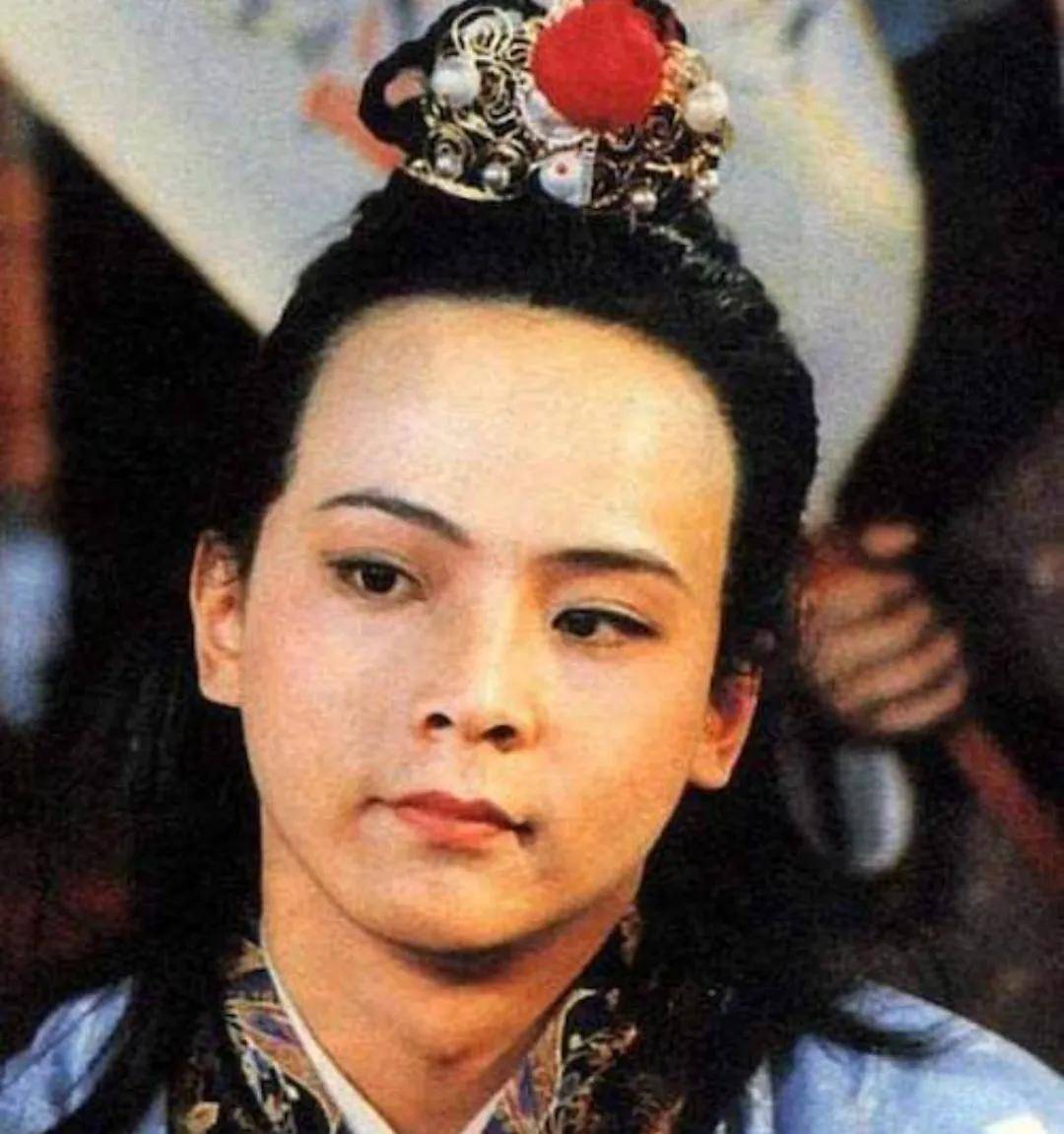 原创贾宝玉与蒋玉菡断袖疑云还是灵魂共鸣一条汗巾揭开最隐秘情缘