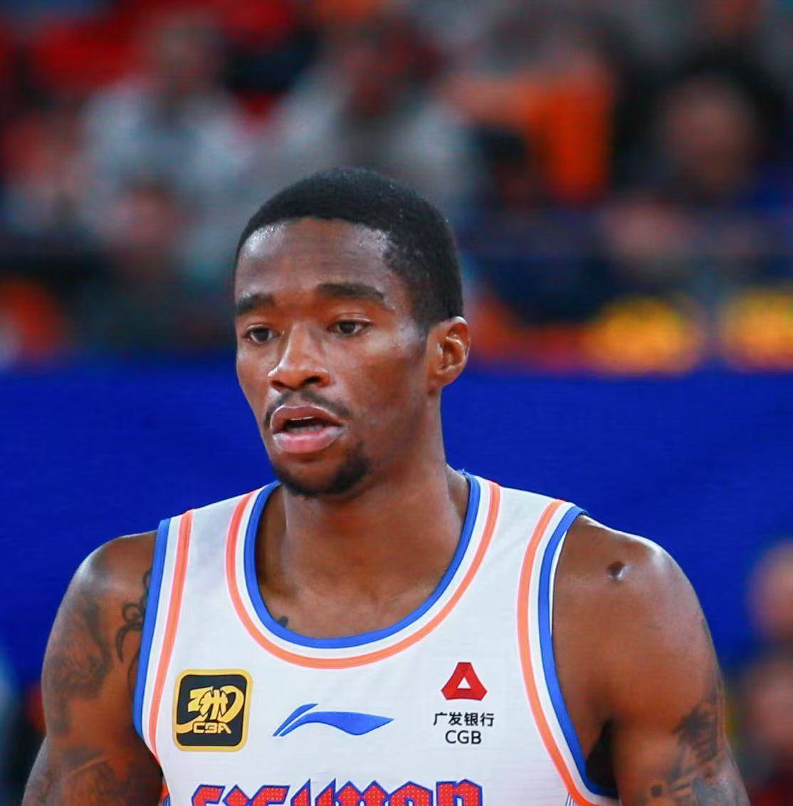 在nba场均62分的萨姆纳来到四川队后他表现怎样