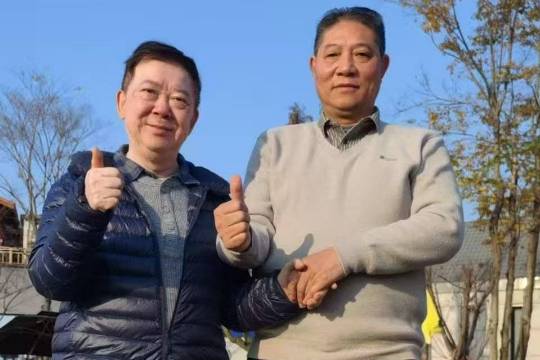 香港电影金像奖主席,《古惑仔》电影教父文隽赴蓉与中医大师袁洪先生相聚成都_文化_系列_对话