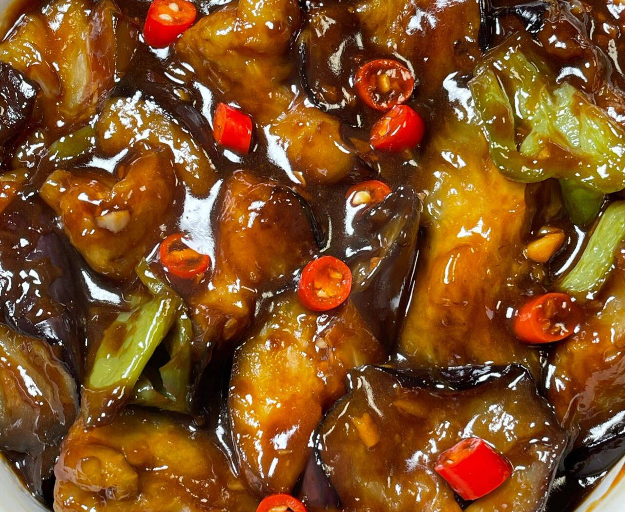 巨好吃的酱焖茄子做法,6元成本做一大盘,3碗米饭打底,真香