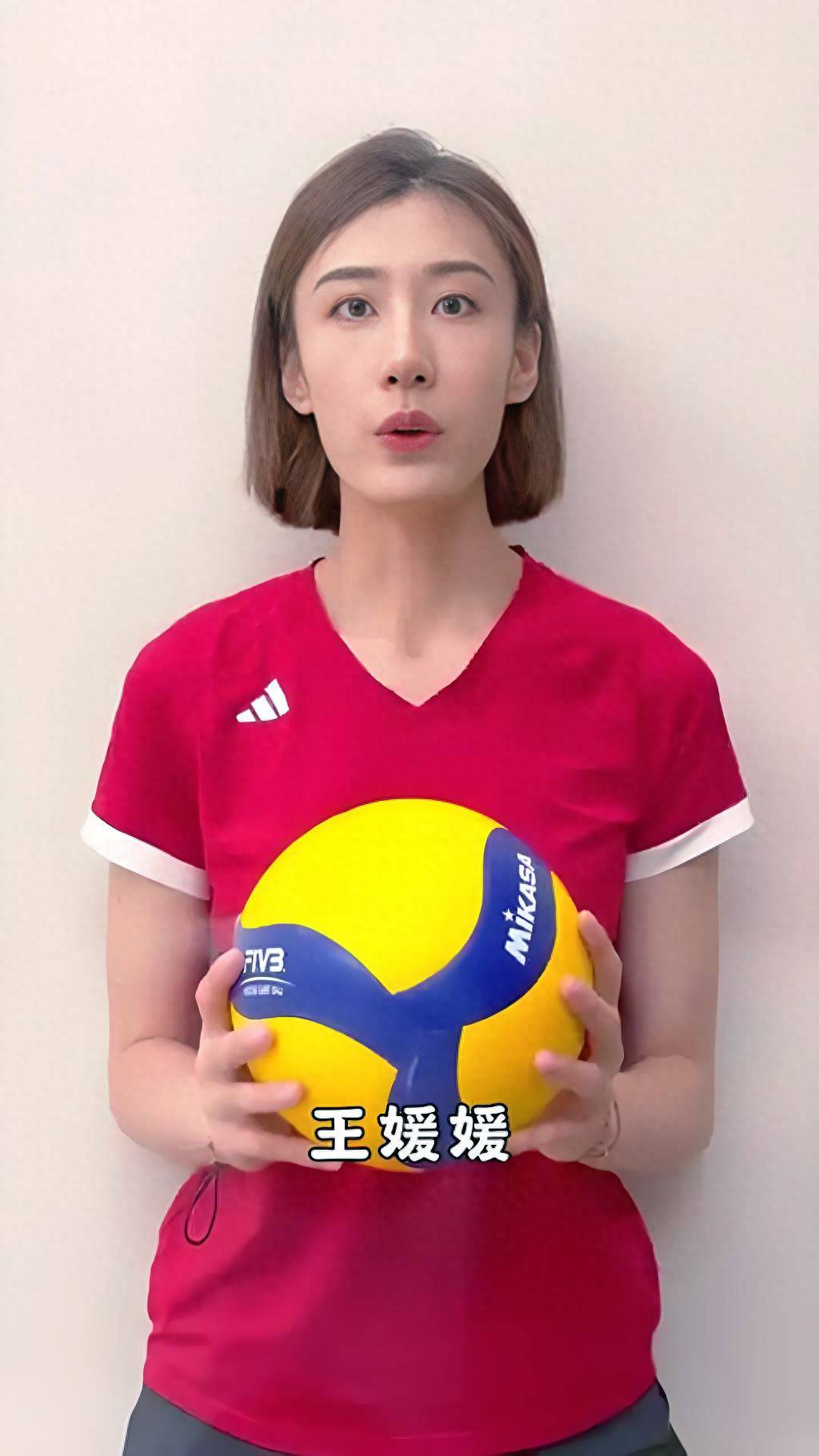 王媛媛在新一届中国女排挑大梁!她的对角副攻会是谁?