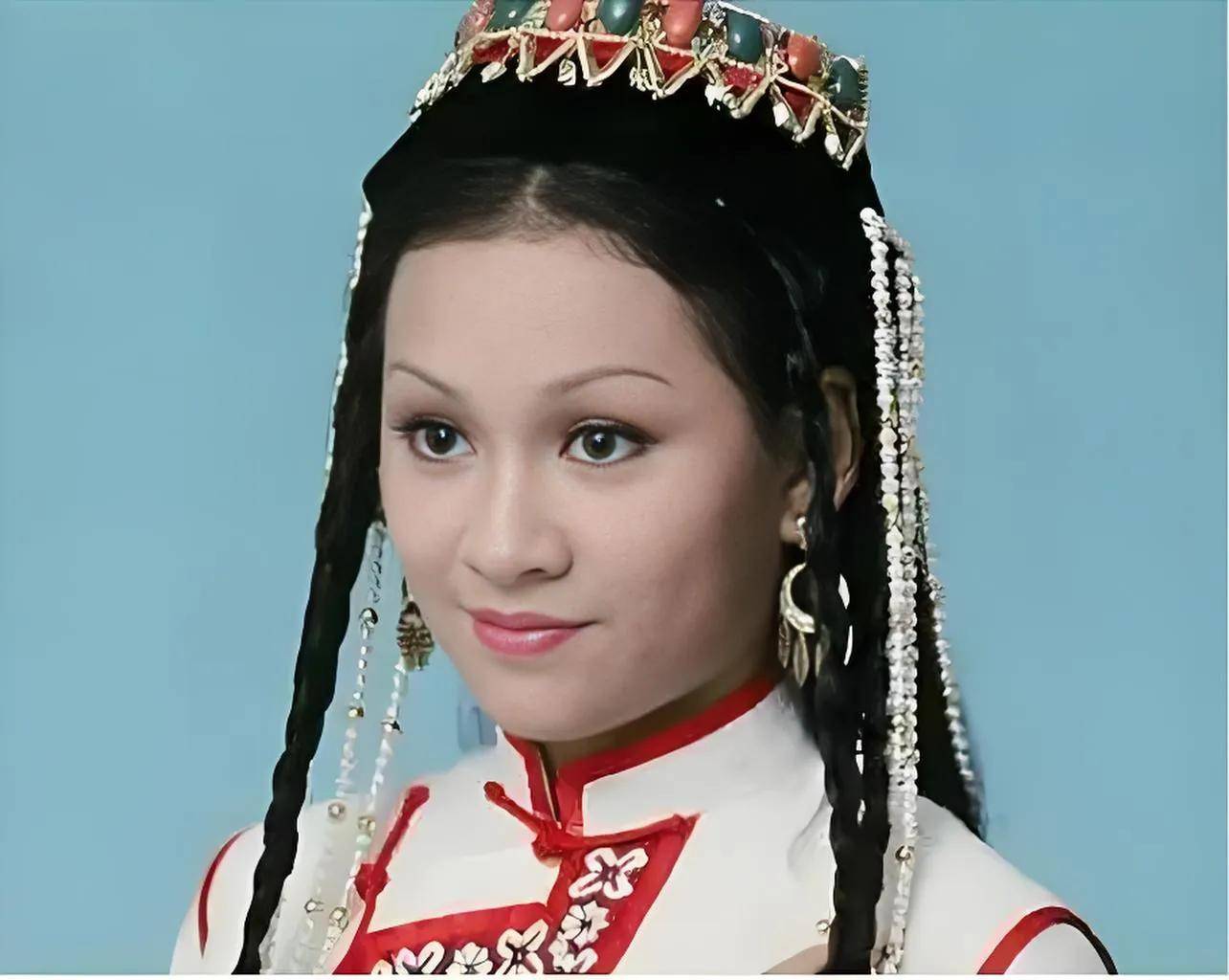 演香香公主的8位女星,看过才知道,啥叫国色天香,啥叫滥竽充数