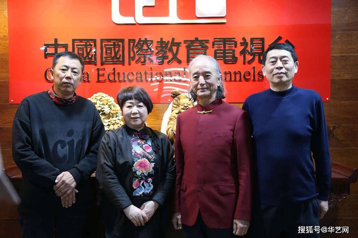 高菲左笔书法