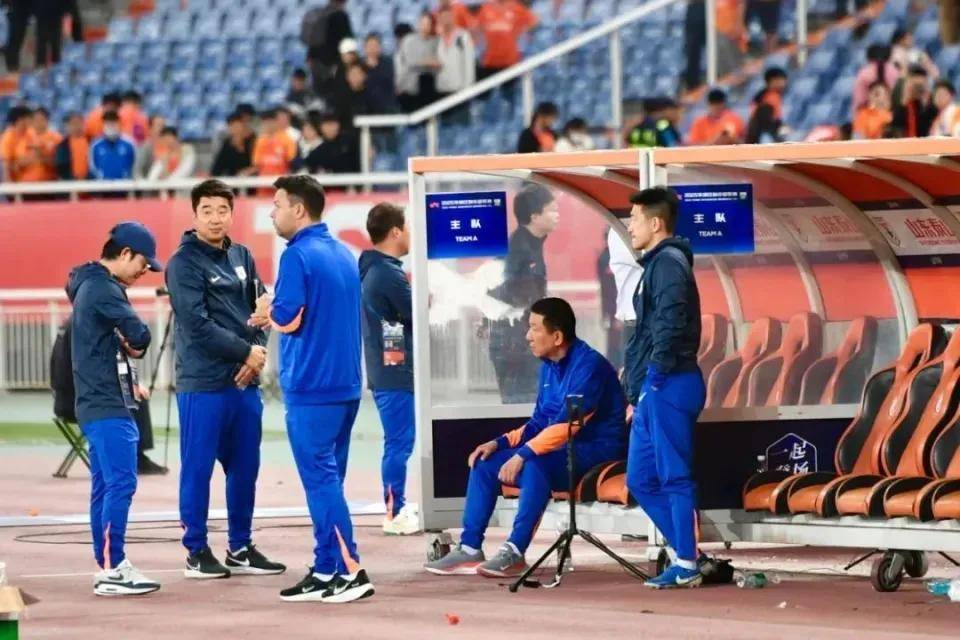 中超风云：山东泰山换帅危机，崔康熙何去何从