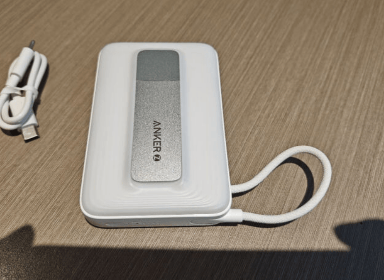 充电宝哪一个牌子最好用最实用？最好的充电宝排名第一名