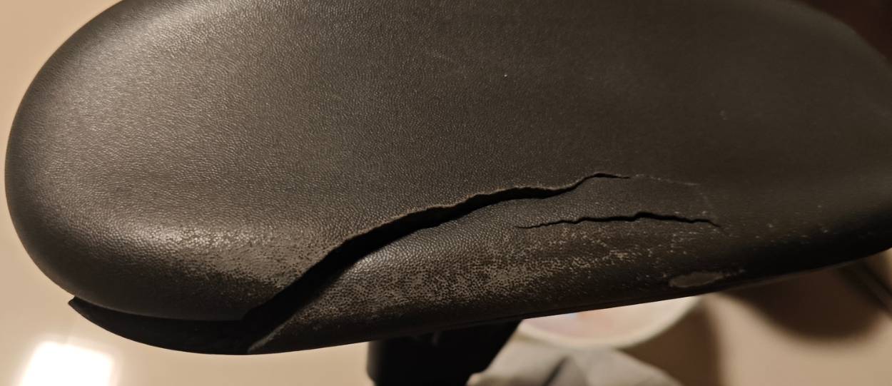 腰椎间盘突出可以坐人体工学椅?推荐央视315最建议买的人体工学椅