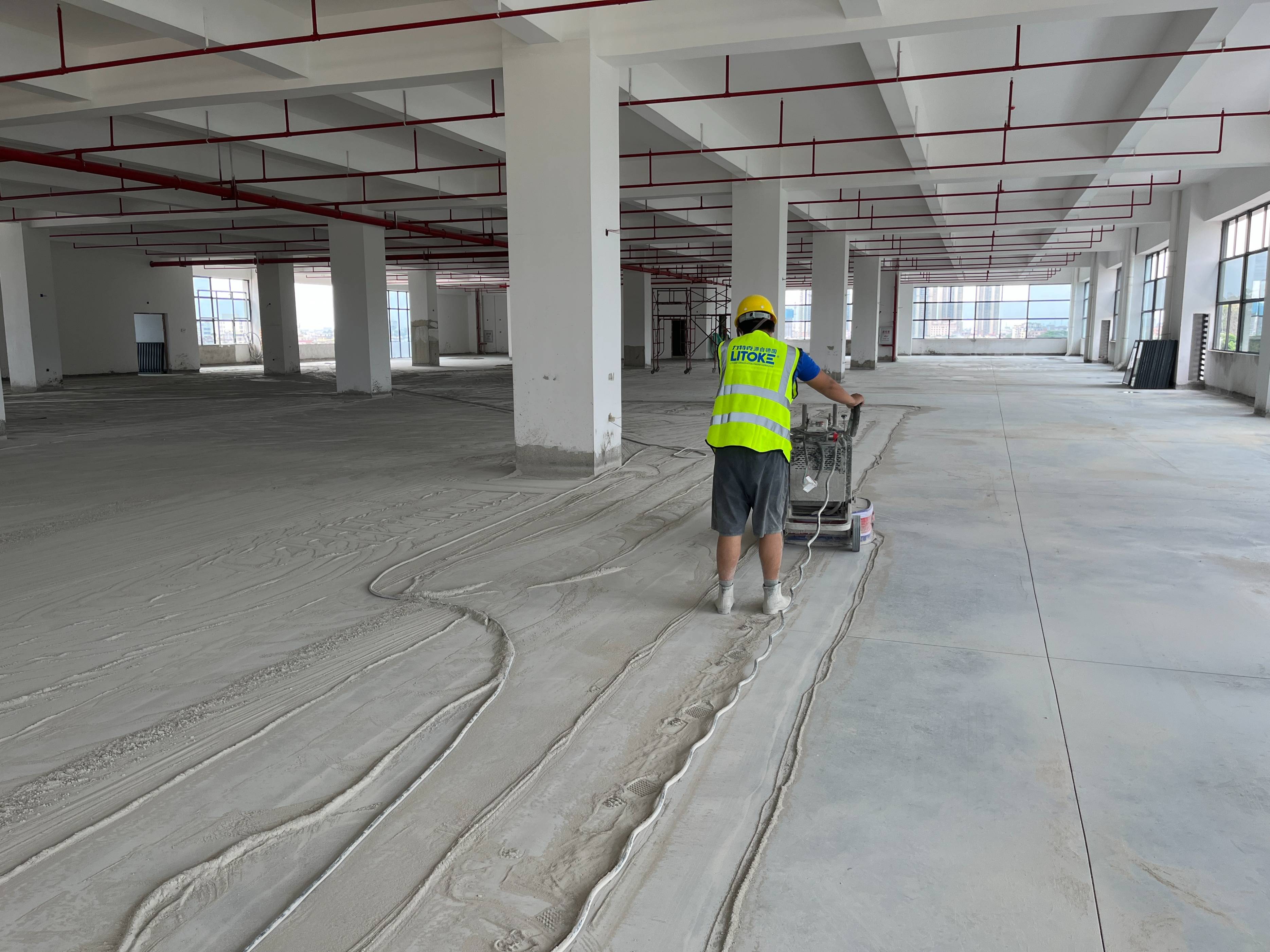 水泥地面起砂怎么修复