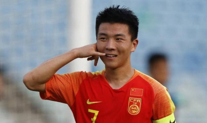 特巴斯社媒：祝贺巴萨成为西甲最佳球队🏆干得好，冠军！