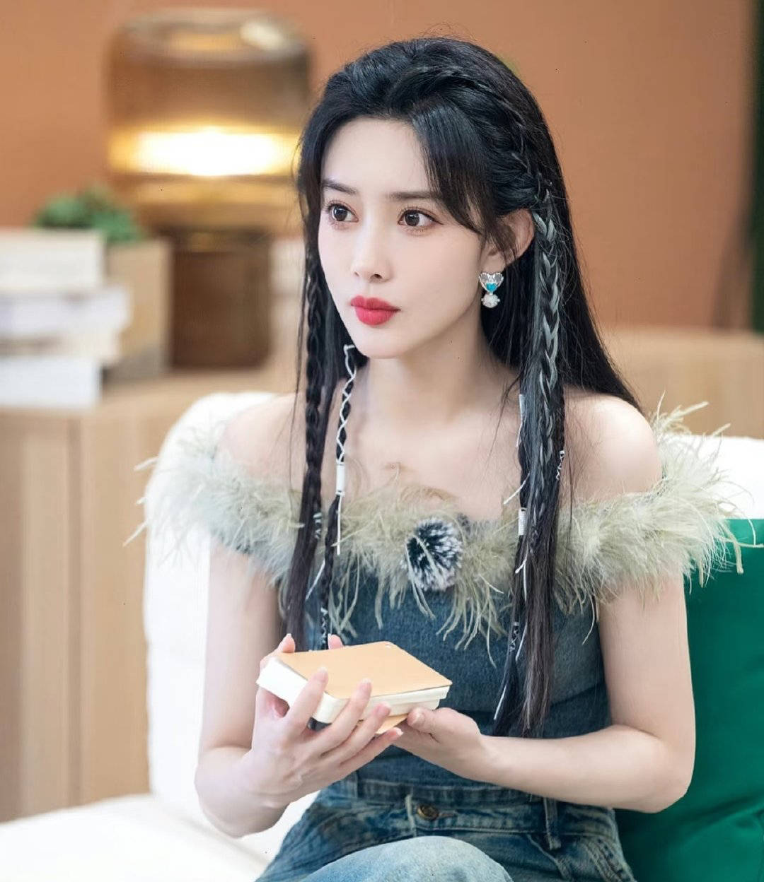 同是参加综艺,孟子义在跑男被吐槽矫情,在桃花坞被赞真性情