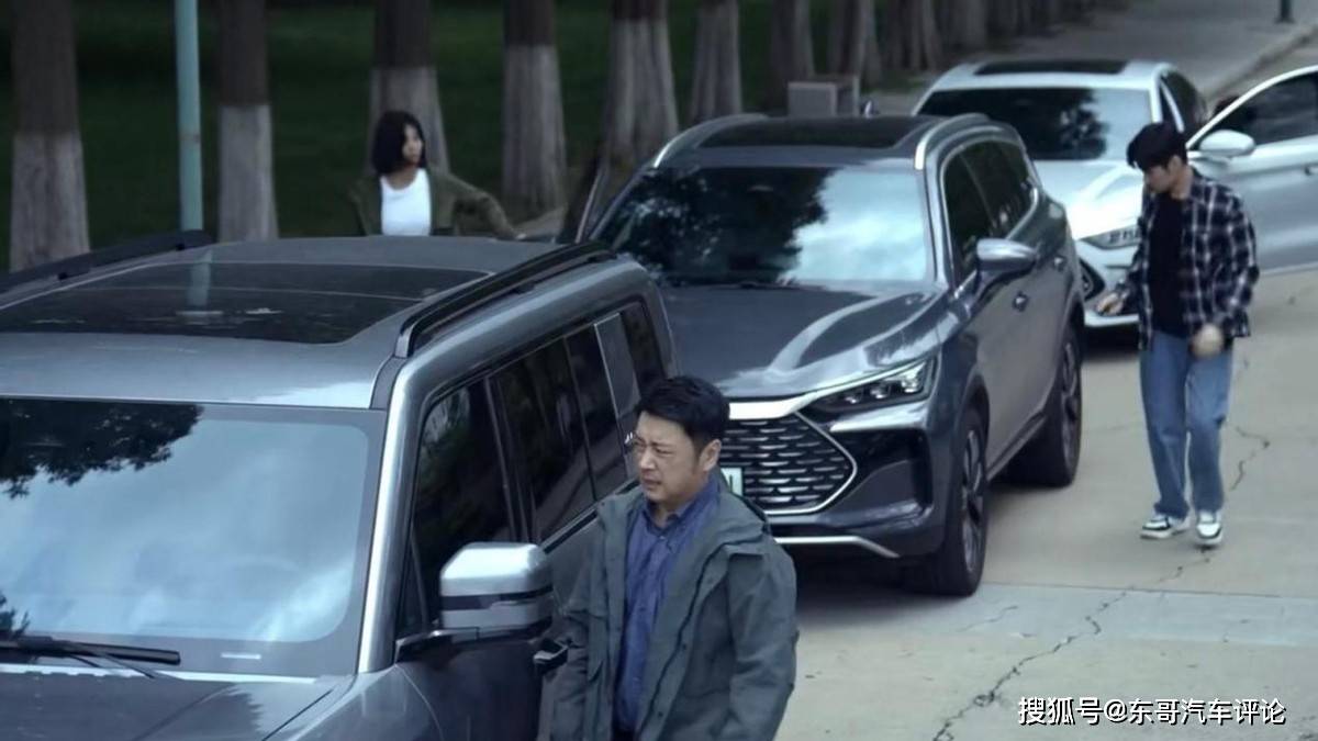 新政助力国产新能源汽车，豹5出演《绝密较量》，谁是大赢家