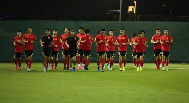 中国U22国足2-0完胜缅甸，向余望闪耀全场，备战青年亚洲杯