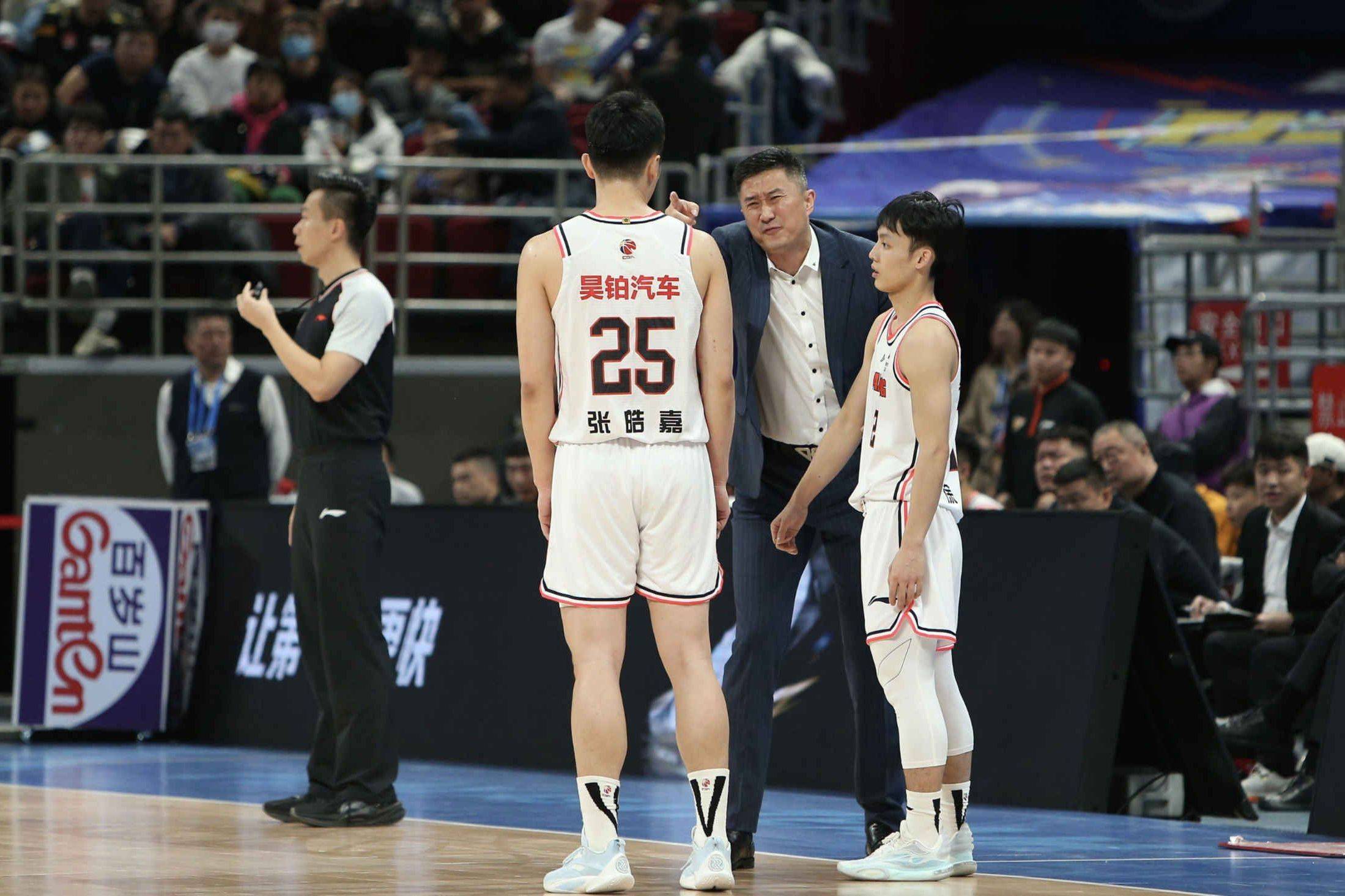 杜锋抛弃强力后卫，广东再度优化，一切为了夺冠