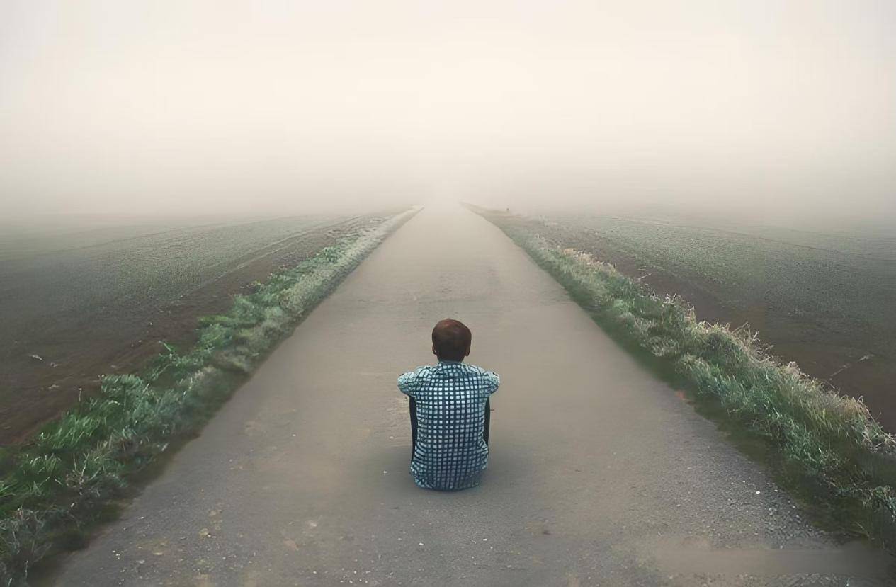 我这个农村的孩子何去何从,也不知所措.回家吧,已经不安排工作了!