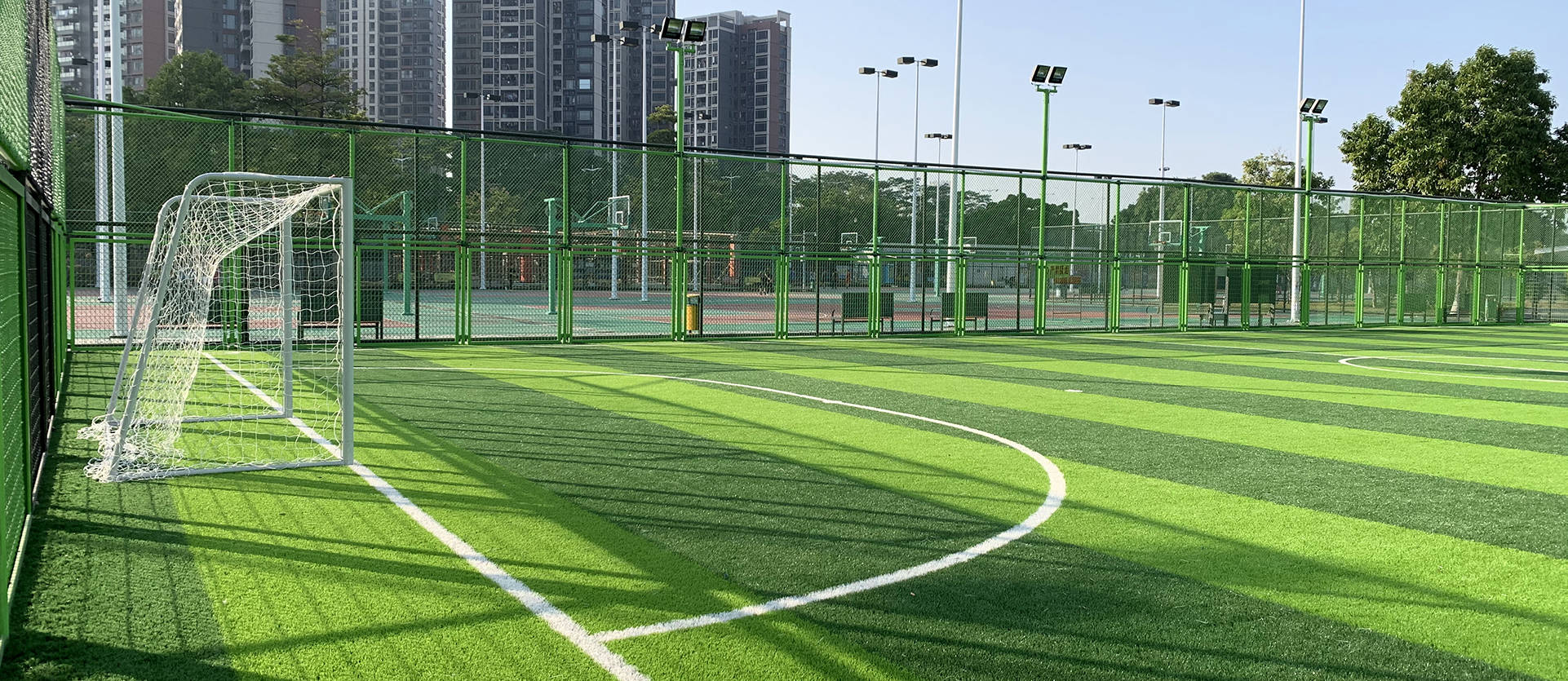 恰好时笼式足球：解锁城市运动新潮流，开启足球狂欢新体验