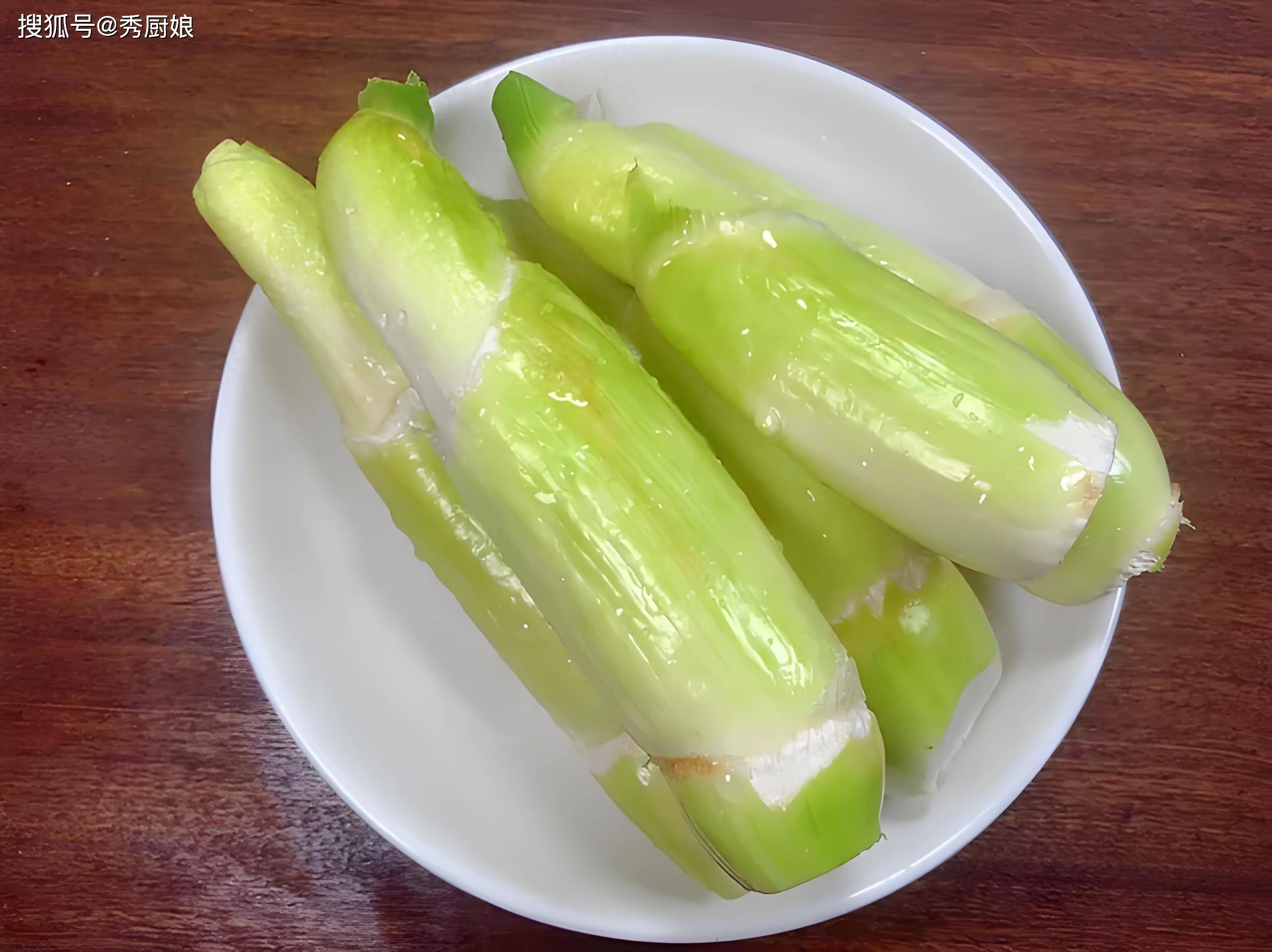 炒茭白曾是厨房滑铁卢？关键一步助你轻松搞