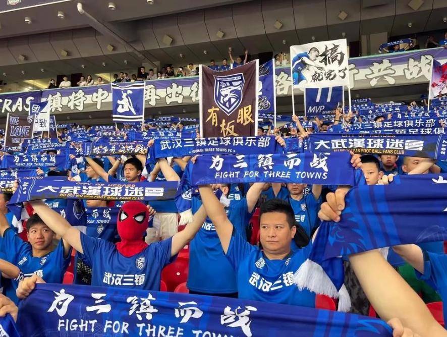 武汉三镇力克青岛海牛，邓卓翔盛赞新外教卡洛斯