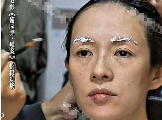 章子怡狠拼演技,为了詹周氏不惜扮丑,雀斑眉毛漂了也在所不惜!