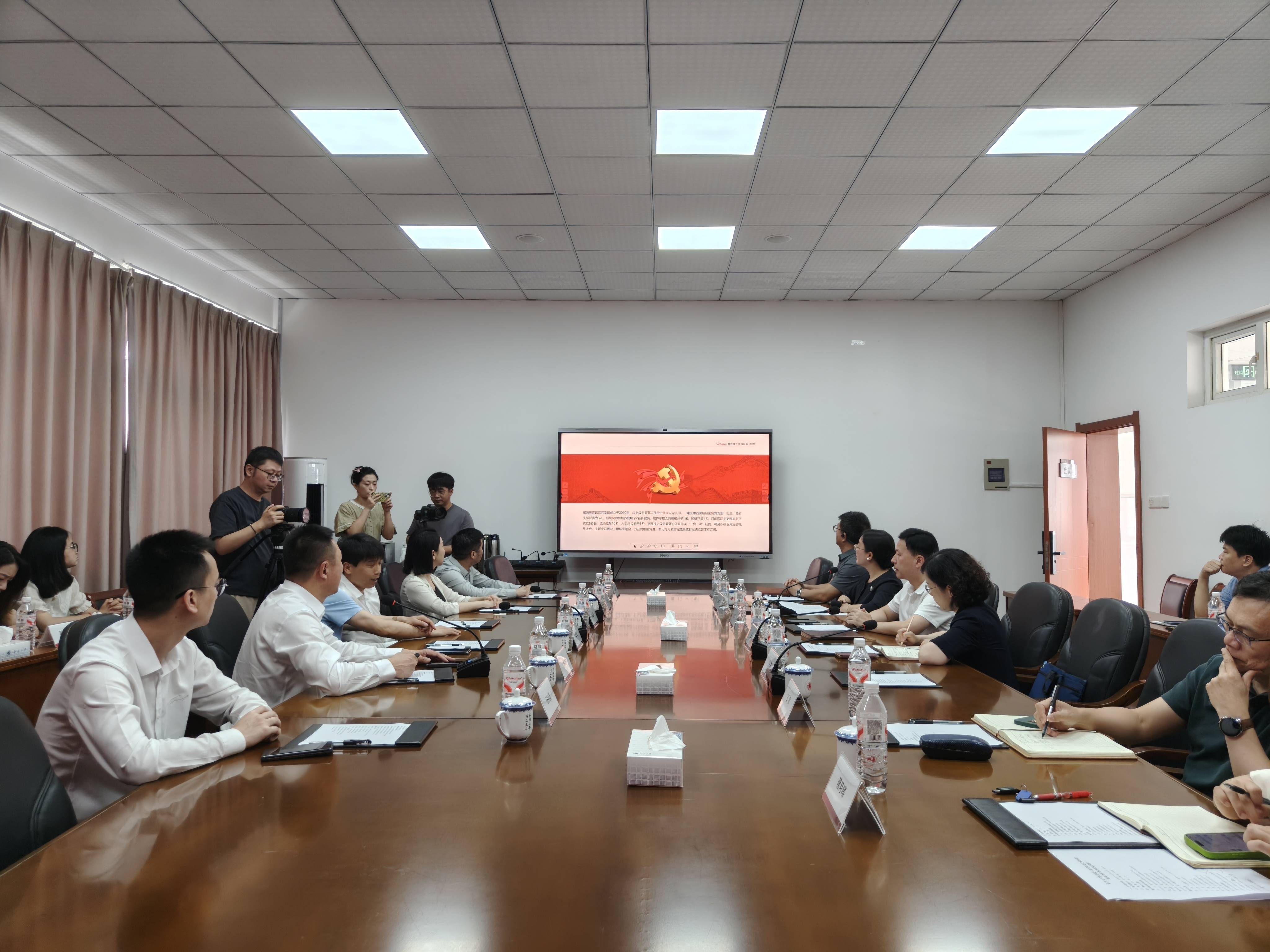 怎样医院能被嘉兴大学选为教学医院？解码嘉兴曙光口腔医院硬实力