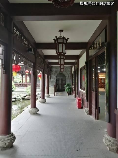 _禁酒令下泸州老窖的破局之路：回归大众，重塑名酒荣光_禁酒令下泸州老窖的破局之路：回归大众，重塑名酒荣光