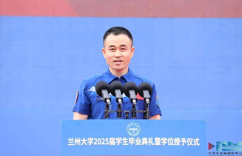 神舟二十飞行近2个月！邓清明、唐胜杰亮相：或无缘神二十一任务