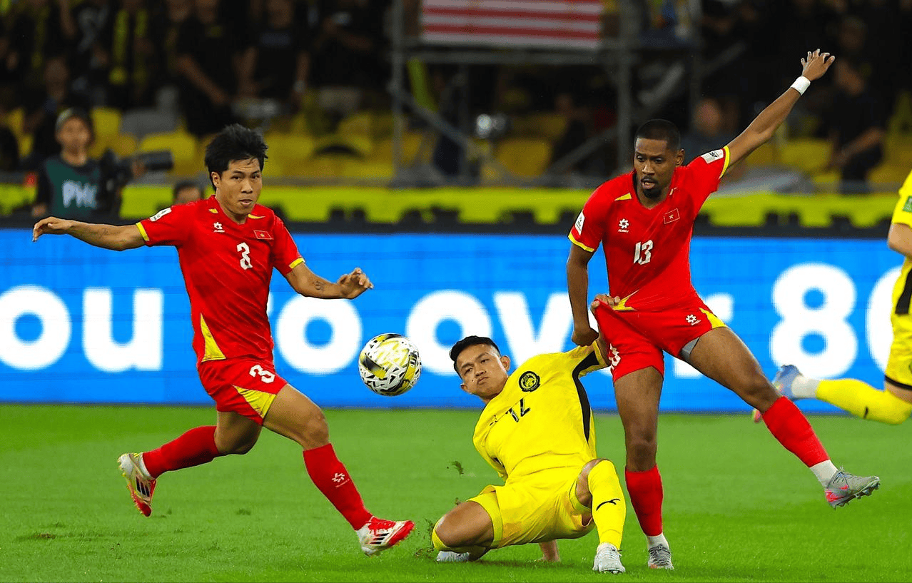 而且最关注的行业还是足球,目前已经有多名在越南联赛效力的外援已经