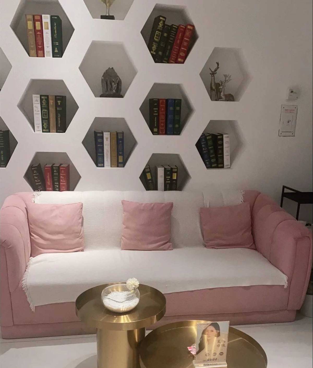 女子在徐州予美医美取生长因子烂脸 机构寄剪刀让其自行处理(图10)