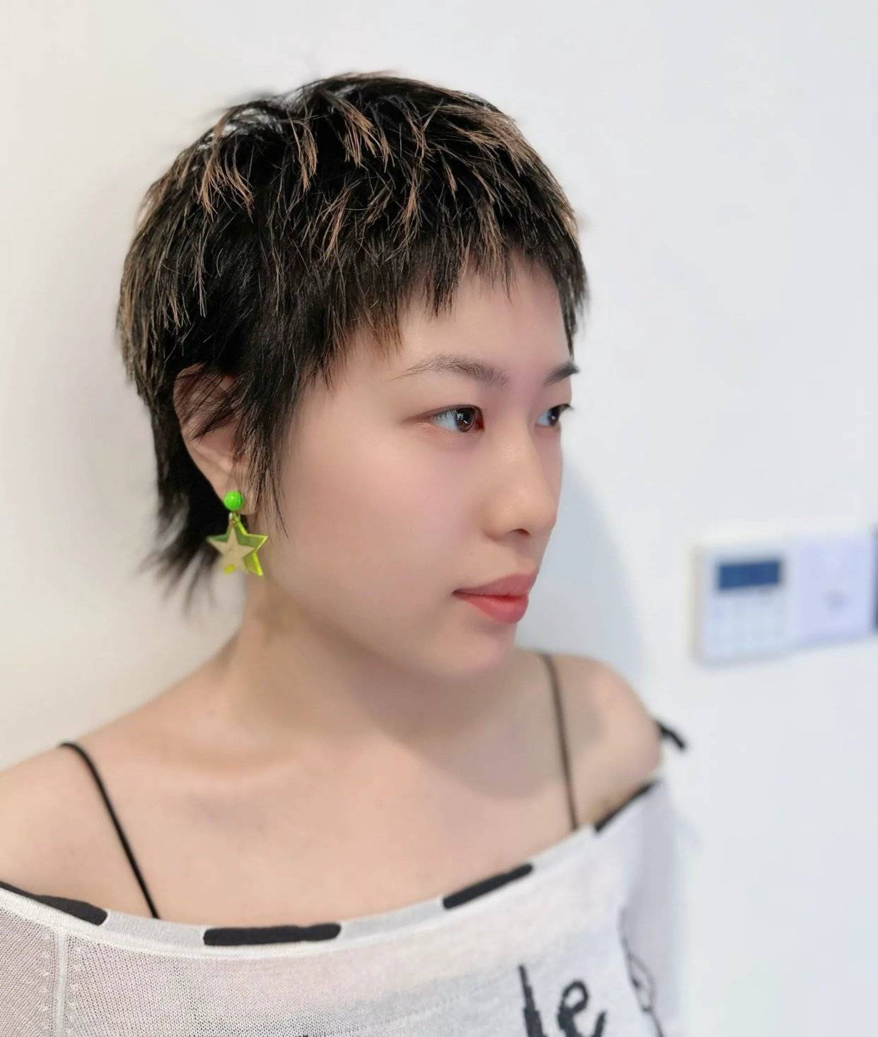 超短发以短为笔勾勒女性多元魅力