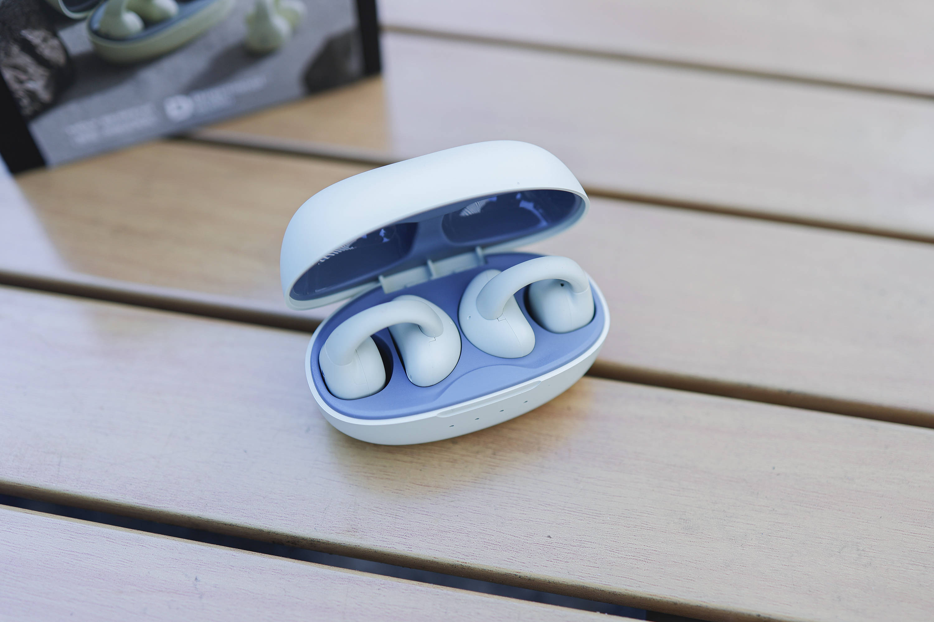 蛇圣陨石c2蓝牙耳机评测,美学设计与现代音质的完美融合