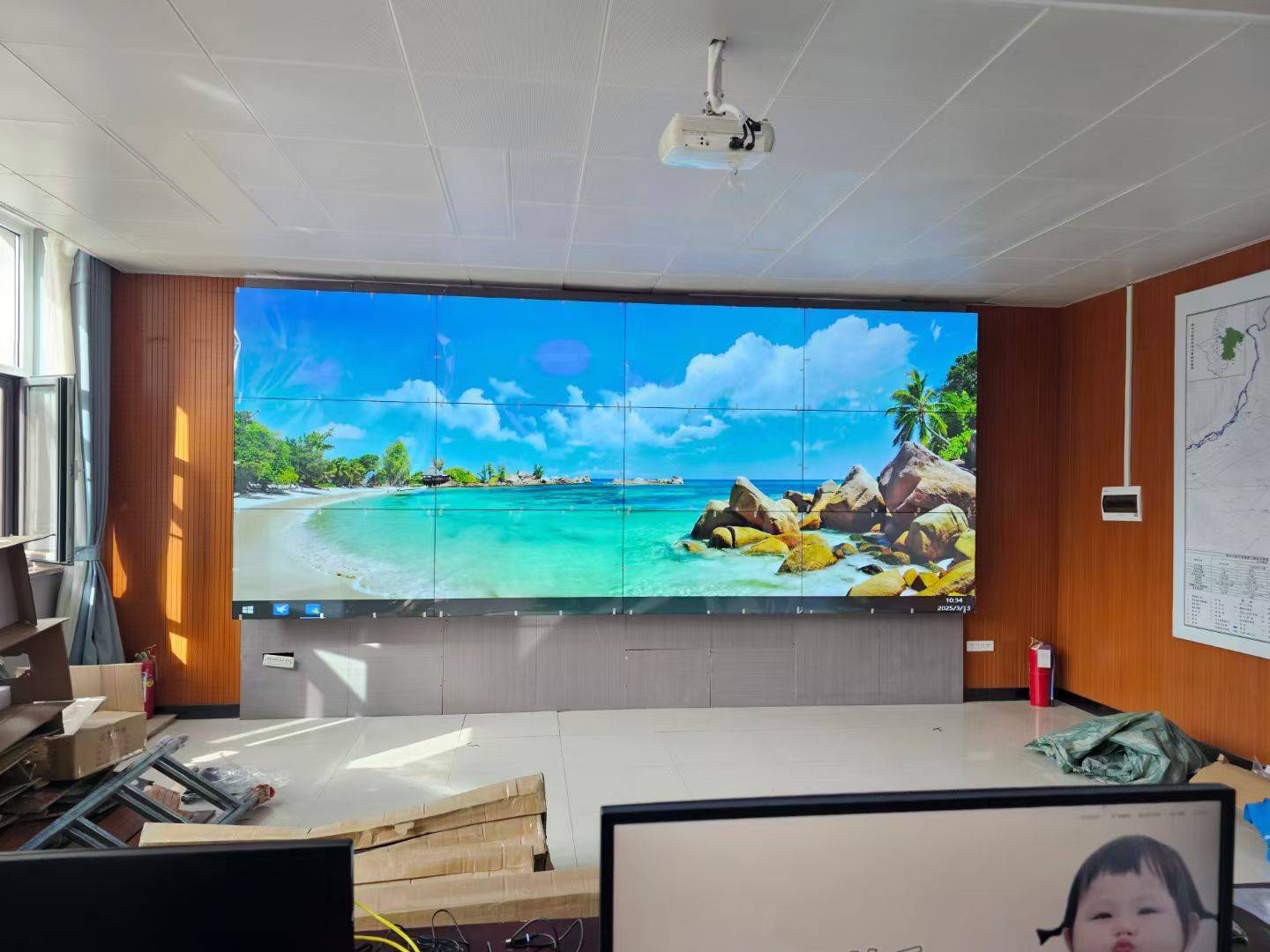 根据上面的问题,按我们科派专显十六年的显示屏经验,来分享下我们过