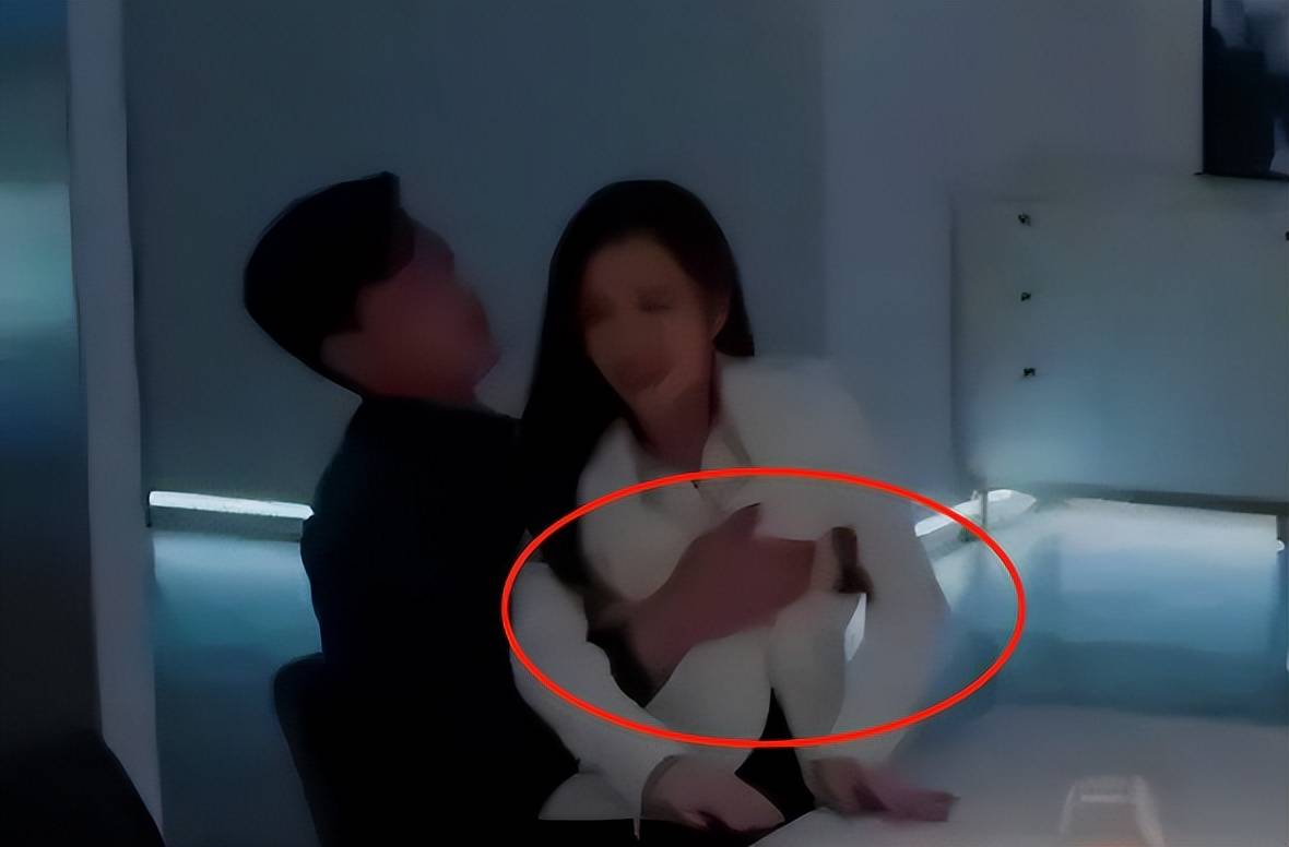 白玉兰大合照,炸出多少借拍戏揩油的咸猪手,这些男明星该管管了