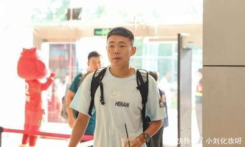 王上源为何未能入选国家队？中超顶尖后腰的崛起与未来展望