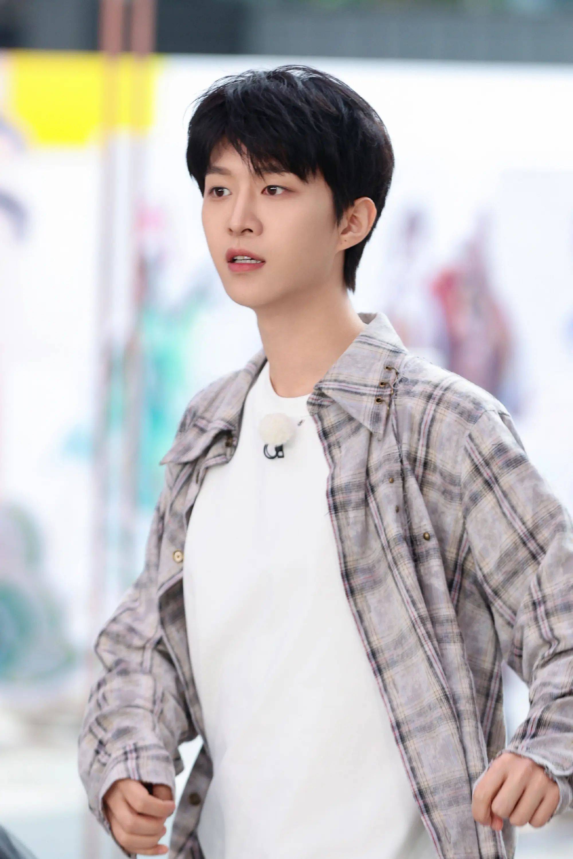 范丞丞立flag瘦身30斤,碧波庭告诉你健康减肥怎么做